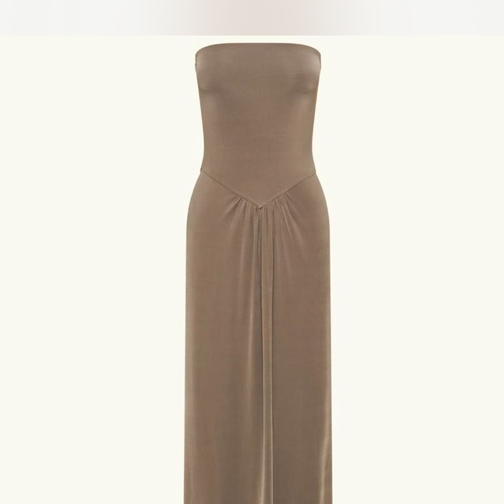MESHKI Ruby Slinky Strapless Dress
